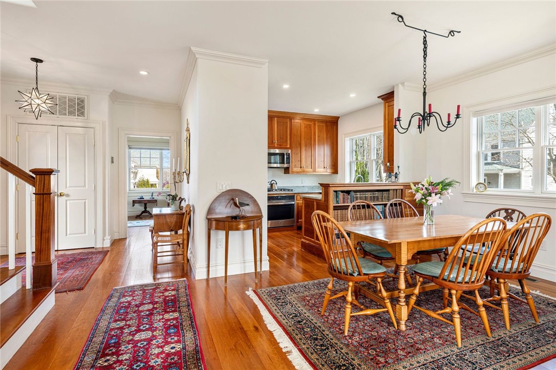 29 Prairie Avenue, Unit 9 Newport, RI 02840 - Photo 16 of 49