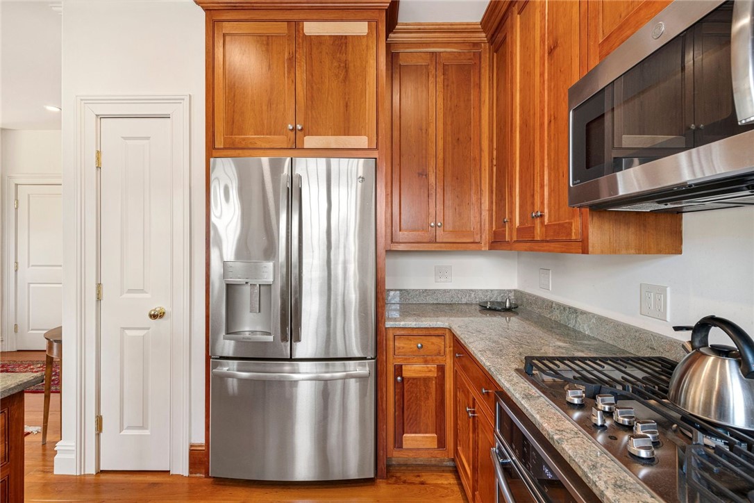 29 Prairie Avenue, Unit 9 Newport, RI 02840 - Photo 20 of 49