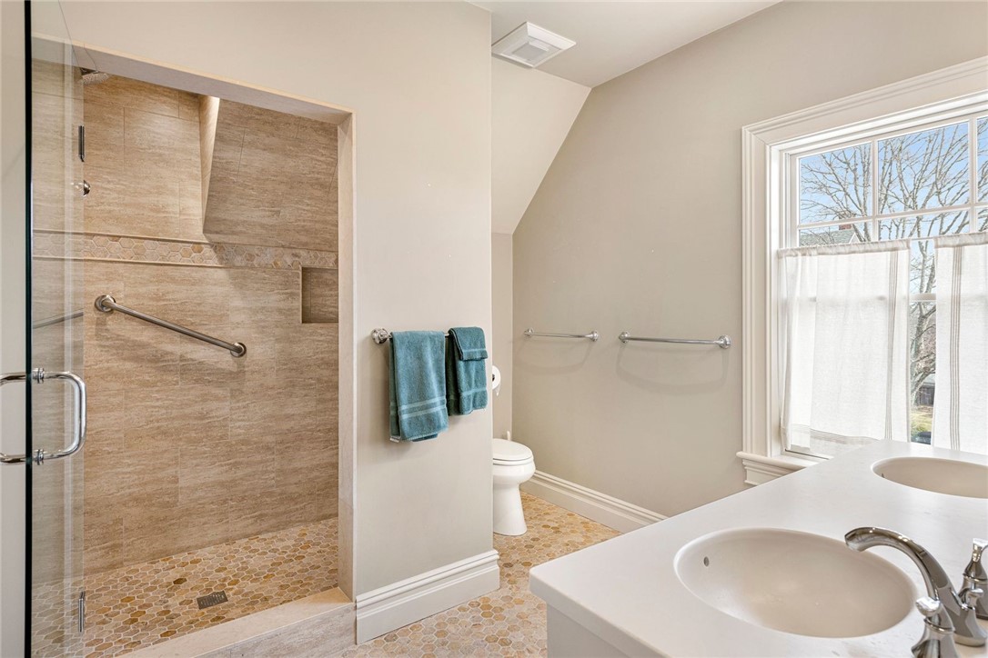 29 Prairie Avenue, Unit 9 Newport, RI 02840 - Photo 34 of 49