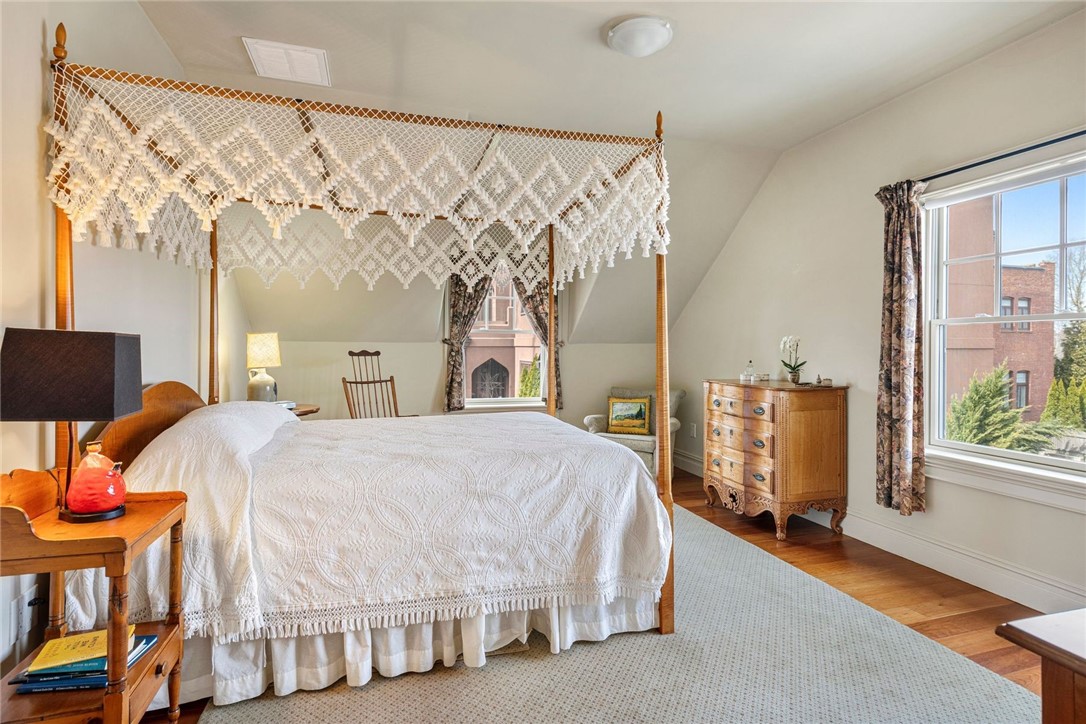 29 Prairie Avenue, Unit 9 Newport, RI 02840 - Photo 37 of 49