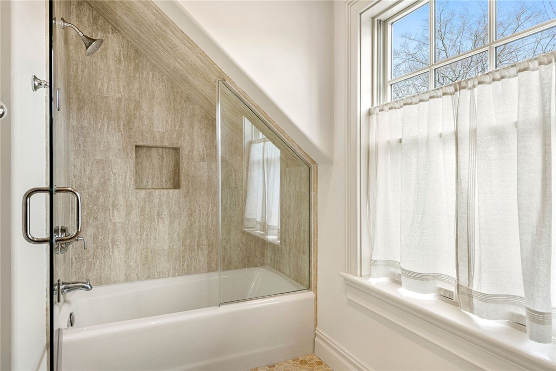 29 Prairie Avenue, Unit 9 Newport, RI 02840 - Photo 41 of 49