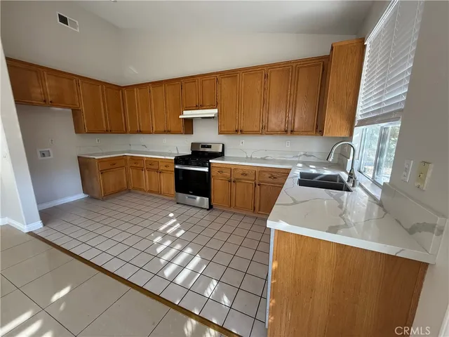 $3,800 | 1580 Manor Lane, Glendora, CA 91741