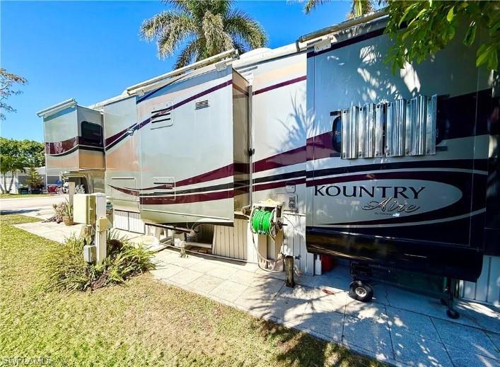 548 Cheetah Drive Naples, FL 34114 - Photo 3 of 37