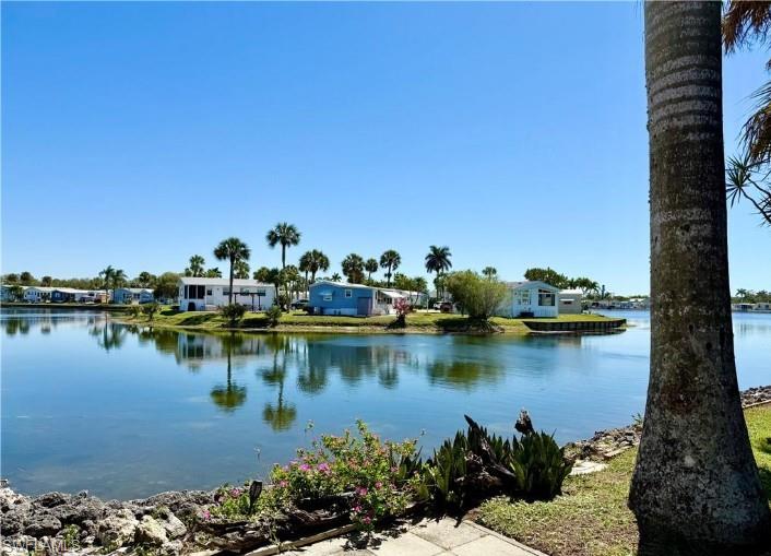 548 Cheetah Drive Naples, FL 34114 - Photo 7 of 37