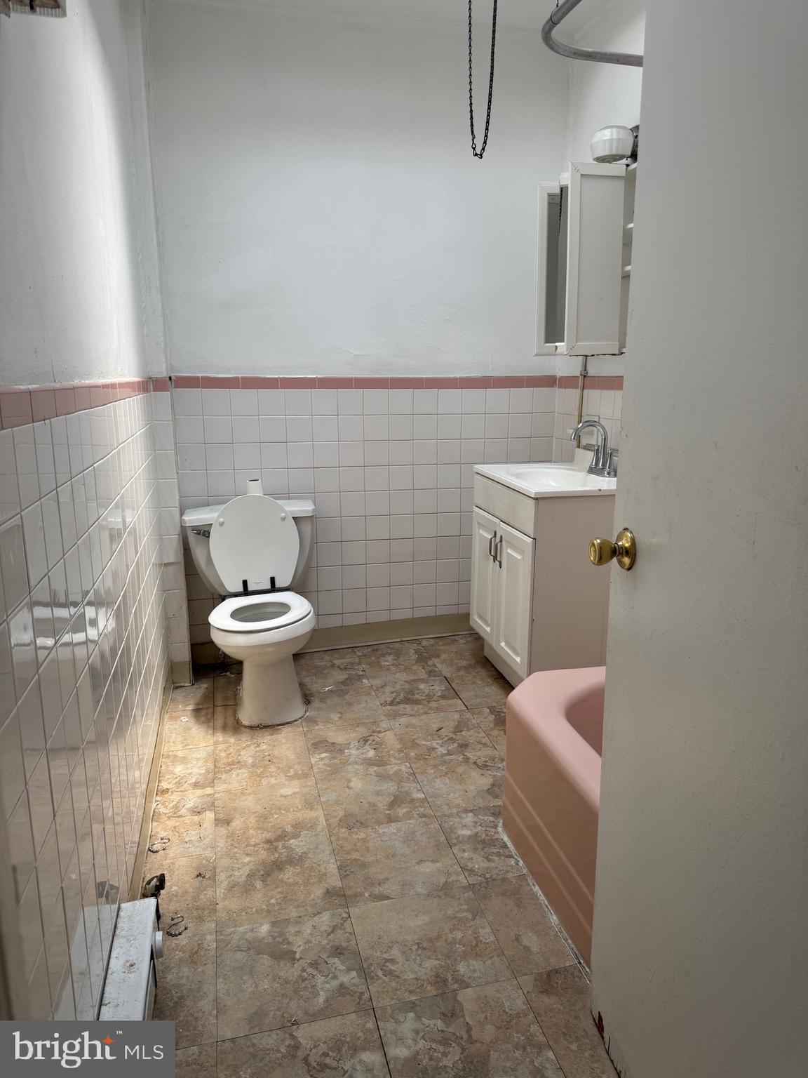 1646 South 26th Street Philadelphia, PA 19145 - Photo 16 of 27 Gallery Image 16