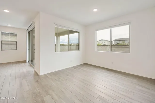 $611,360 | 17328 West Dahlia Drive, Surprise, AZ 85388