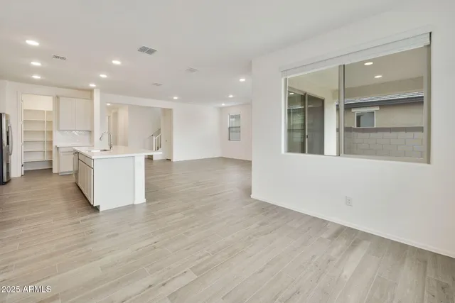 $611,360 | 17328 West Dahlia Drive, Surprise, AZ 85388