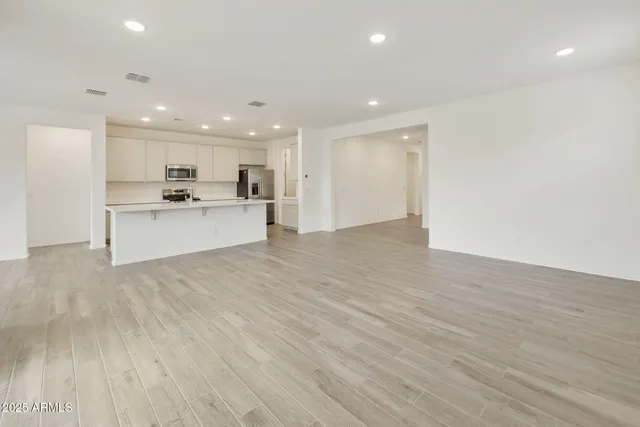 $611,360 | 17328 West Dahlia Drive, Surprise, AZ 85388