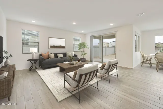 $611,360 | 17328 West Dahlia Drive, Surprise, AZ 85388