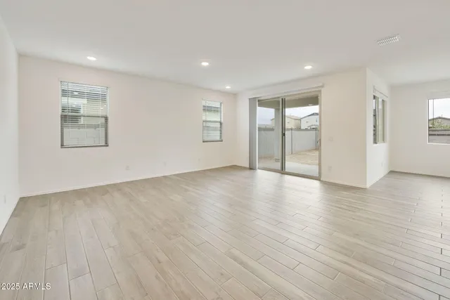 $611,360 | 17328 West Dahlia Drive, Surprise, AZ 85388