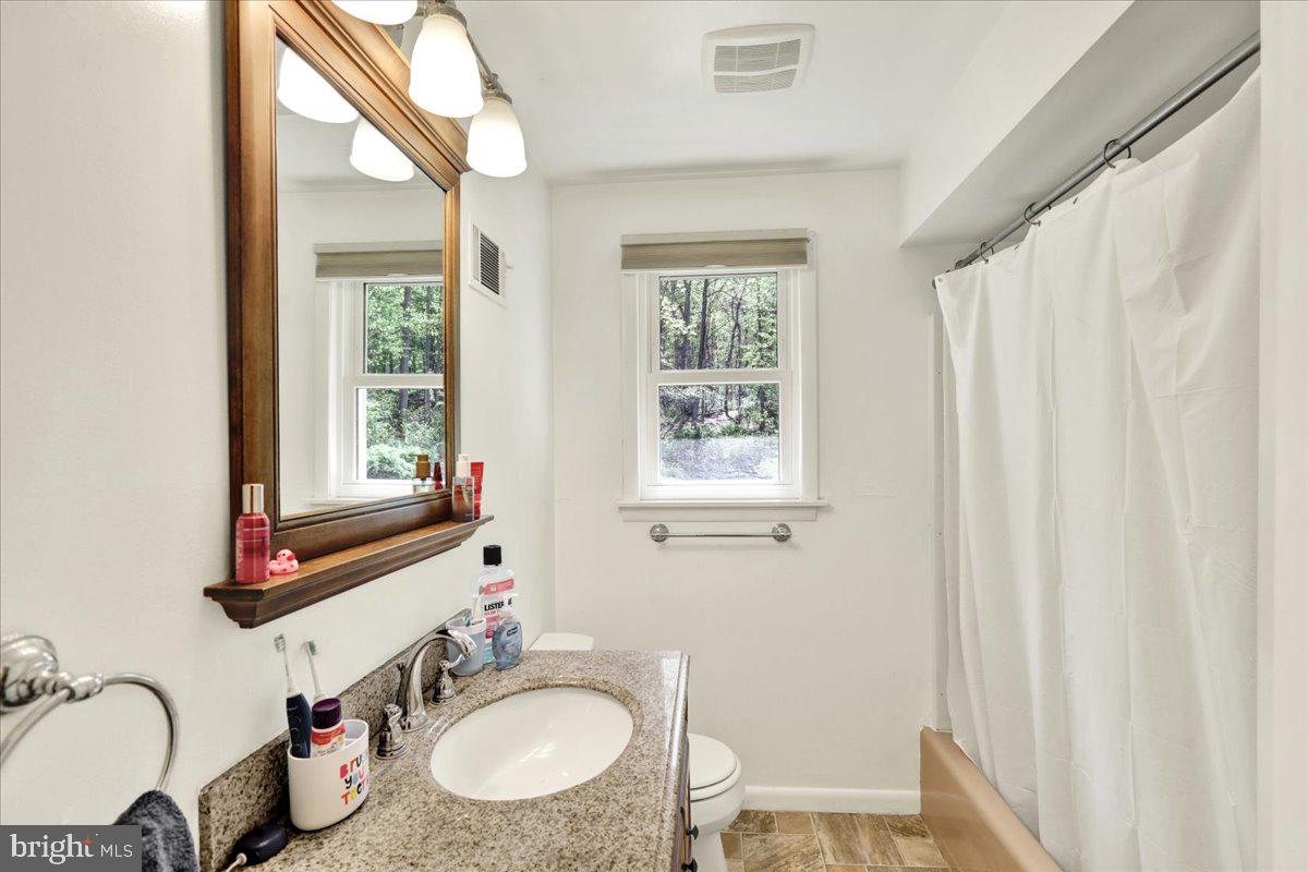 342 Preston Road Wernersville, PA 19565 - Photo 18 of 34