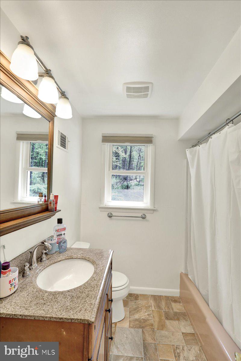 342 Preston Road Wernersville, PA 19565 - Photo 19 of 34