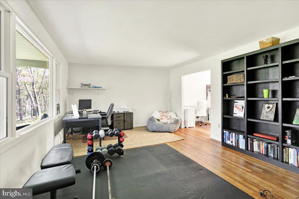 342 Preston Road Wernersville, PA 19565 - Photo 5 of 34