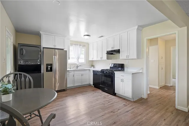 $399,999 | 44325 3rd Street East, Lancaster, CA 93535