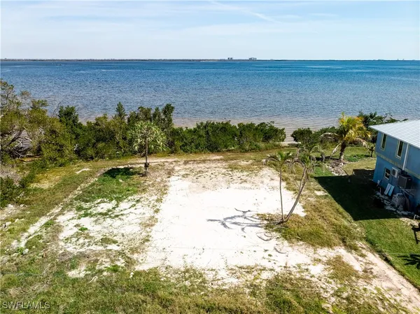 $349,500 | 5966 Cove Street, St. James City, FL 33956