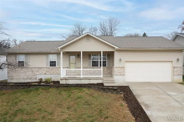 $285,000 | 555 Monty View, Washington, MO 63090