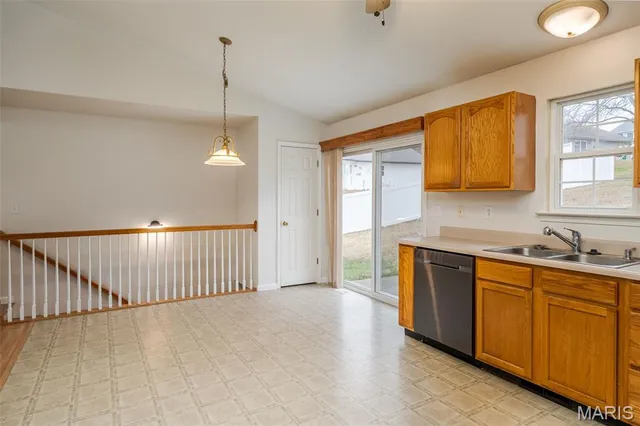 $285,000 | 555 Monty View, Washington, MO 63090