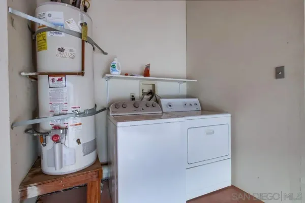 $4,300 | 12242 Paseo Lucido, Unit C, San Diego, CA 92128