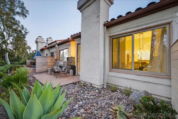 $4,300 | 12242 Paseo Lucido, Unit C, San Diego, CA 92128
