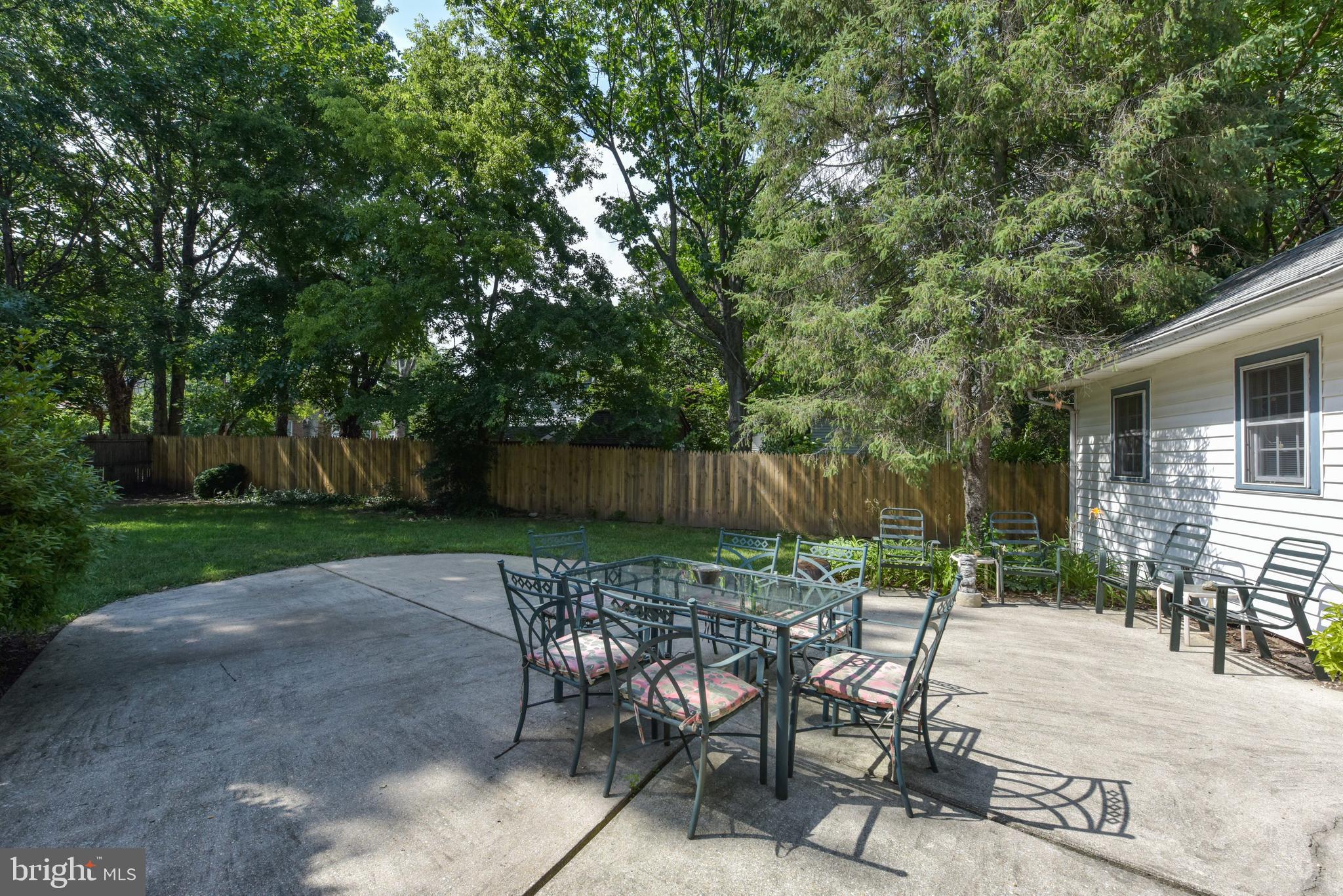 7 West Braddock Road Alexandria, VA 22301 - Photo 27 of 37 Fenced back yard/double lot