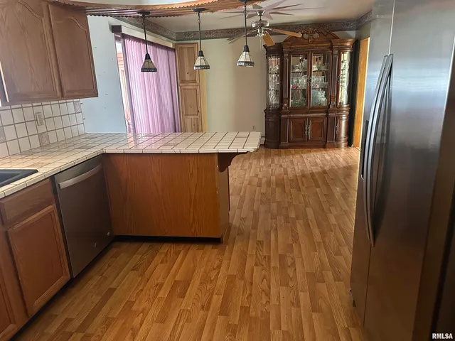 $164,900 | 341 McFall Street, Benton, IL 62812