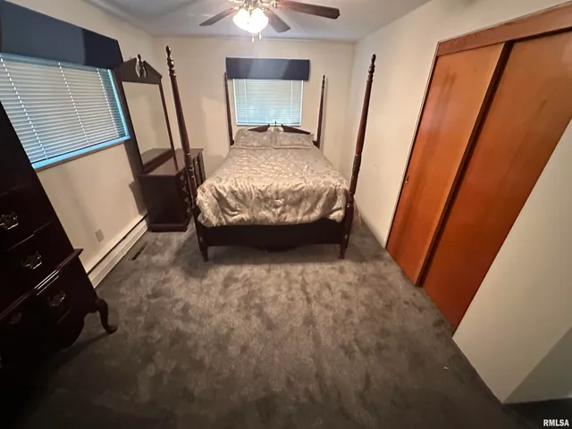 $164,900 | 341 McFall Street, Benton, IL 62812