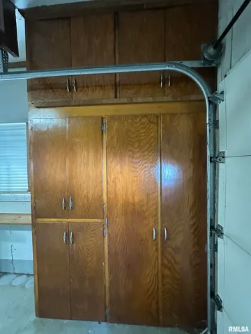 $164,900 | 341 McFall Street, Benton, IL 62812