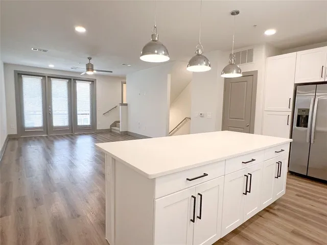 $2,928 | 4020 McEwen Road, Unit 4106, Farmers Branch, TX 75244