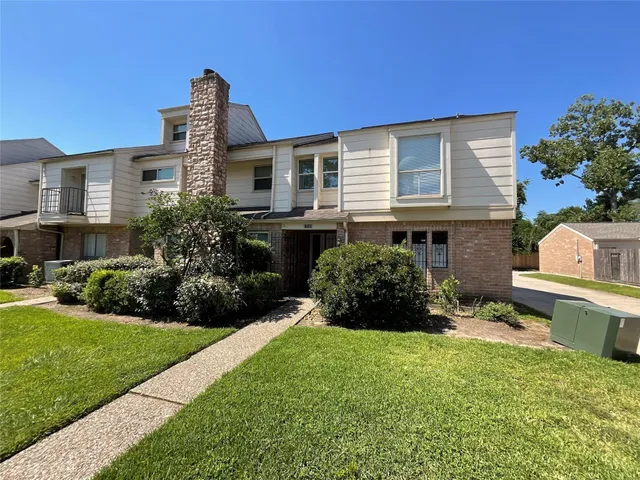 $1,600 | 17159 Beaver Springs Drive, Unit 13, Houston, TX 77090