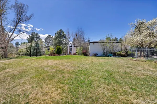 $2,595,000 | 5200 Sunset Drive, Bow Mar, CO 80123
