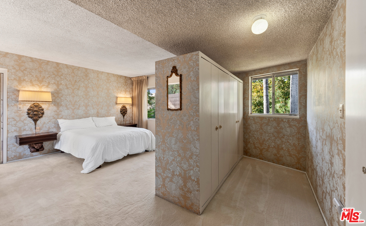 1980 Cummings Drive Los Angeles, CA 90027 - Photo 16 of 50