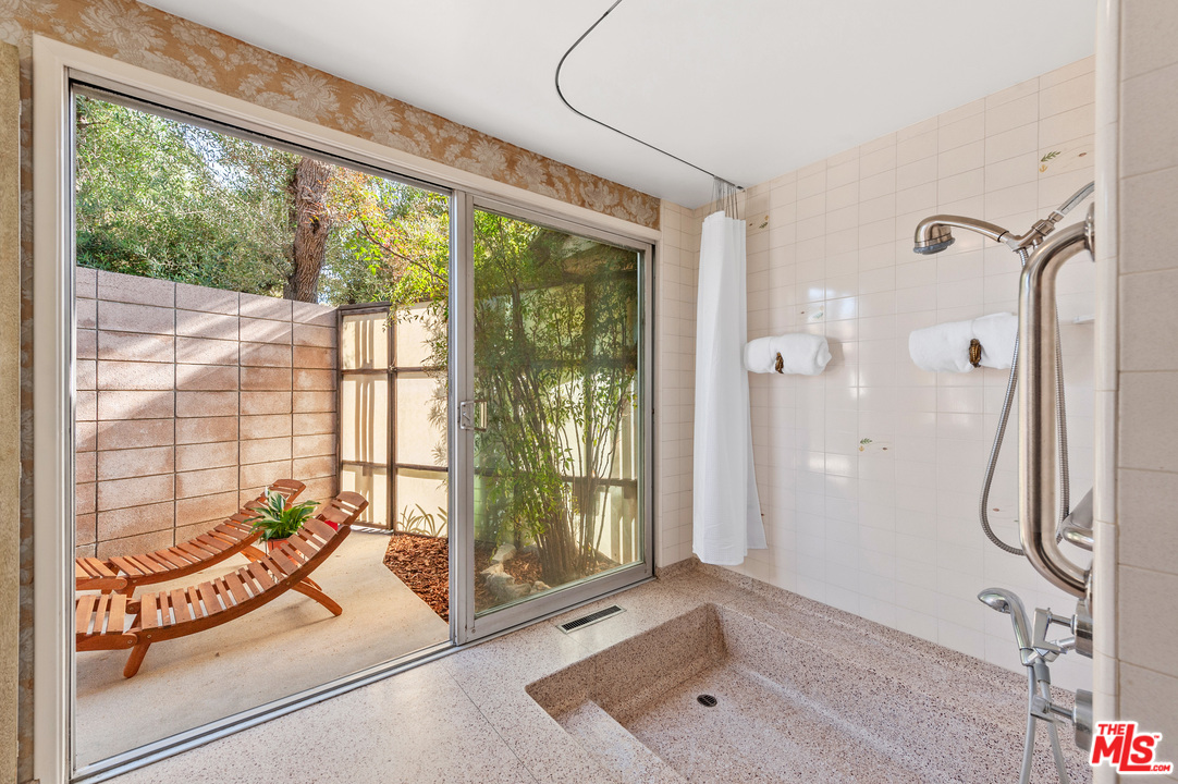 1980 Cummings Drive Los Angeles, CA 90027 - Photo 20 of 50