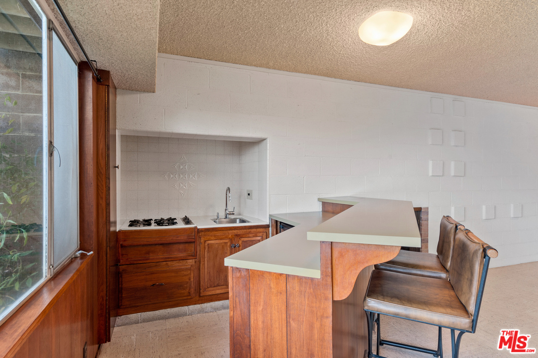 1980 Cummings Drive Los Angeles, CA 90027 - Photo 28 of 50