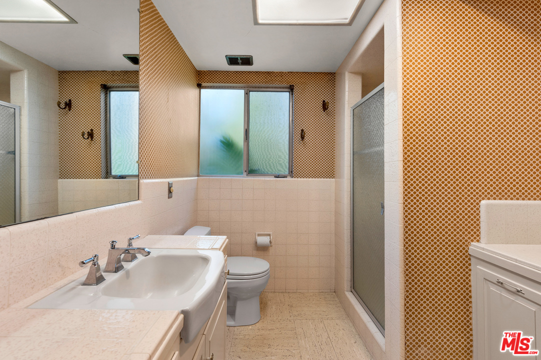 1980 Cummings Drive Los Angeles, CA 90027 - Photo 29 of 50