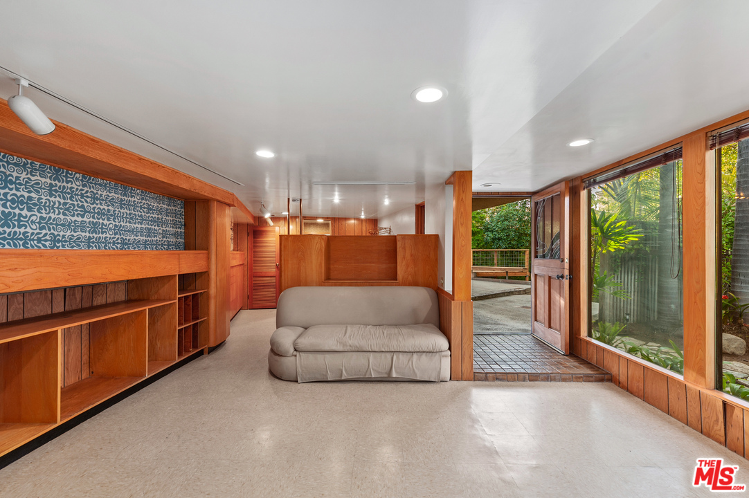 1980 Cummings Drive Los Angeles, CA 90027 - Photo 31 of 50