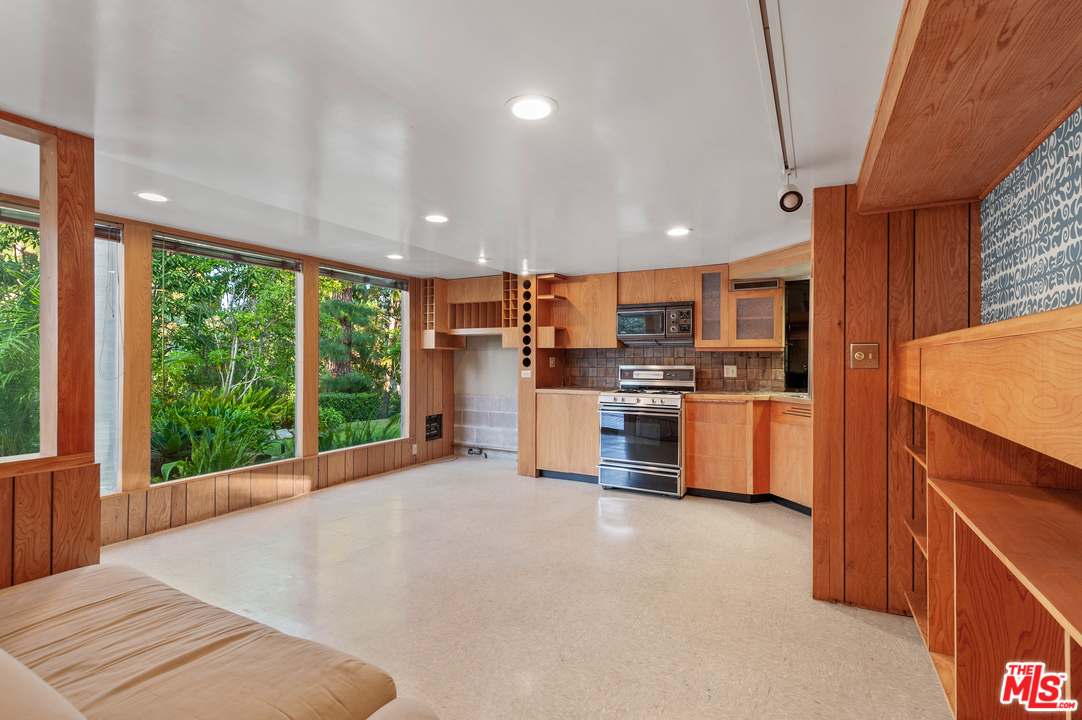 1980 Cummings Drive Los Angeles, CA 90027 - Photo 33 of 50