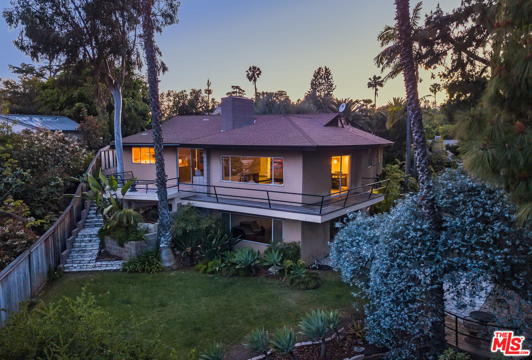 1980 Cummings Drive Los Angeles, CA 90027 - Photo 45 of 50