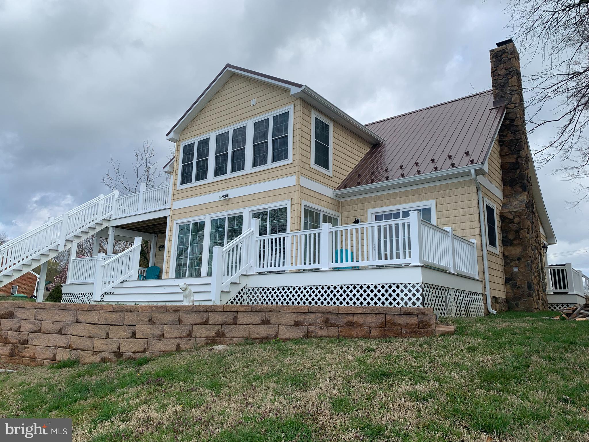 20171 Windy Lane Coltons Point, MD 20626 - Photo 2 of 24