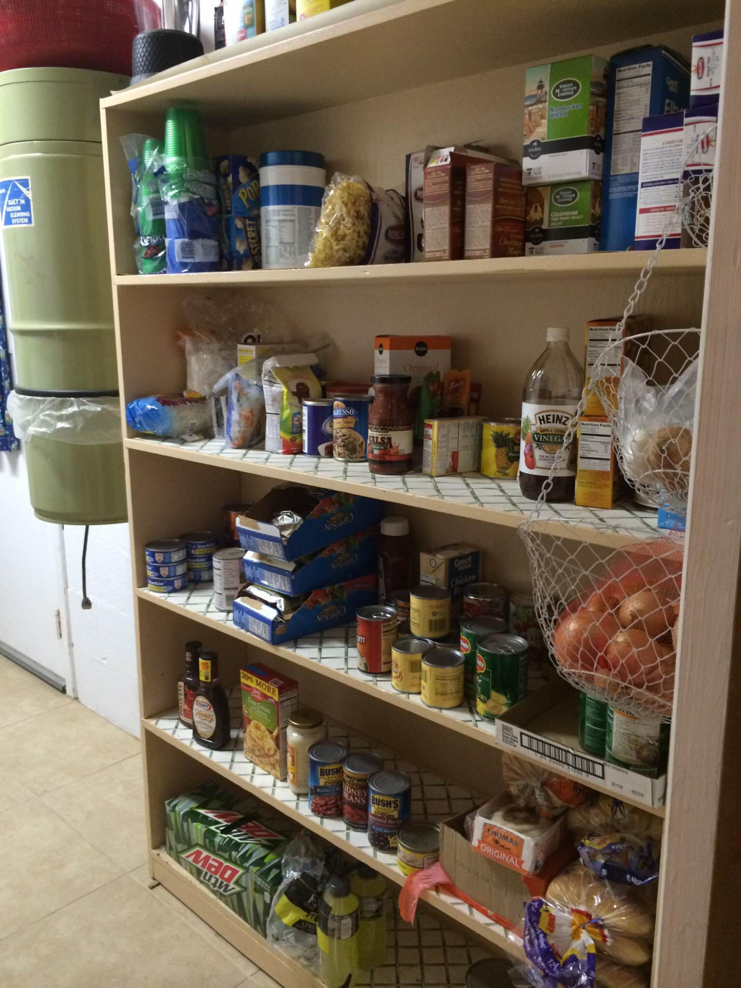 5555 Buck Ward Road Baker, FL 32531 - Photo 39 of 68 PANTRY