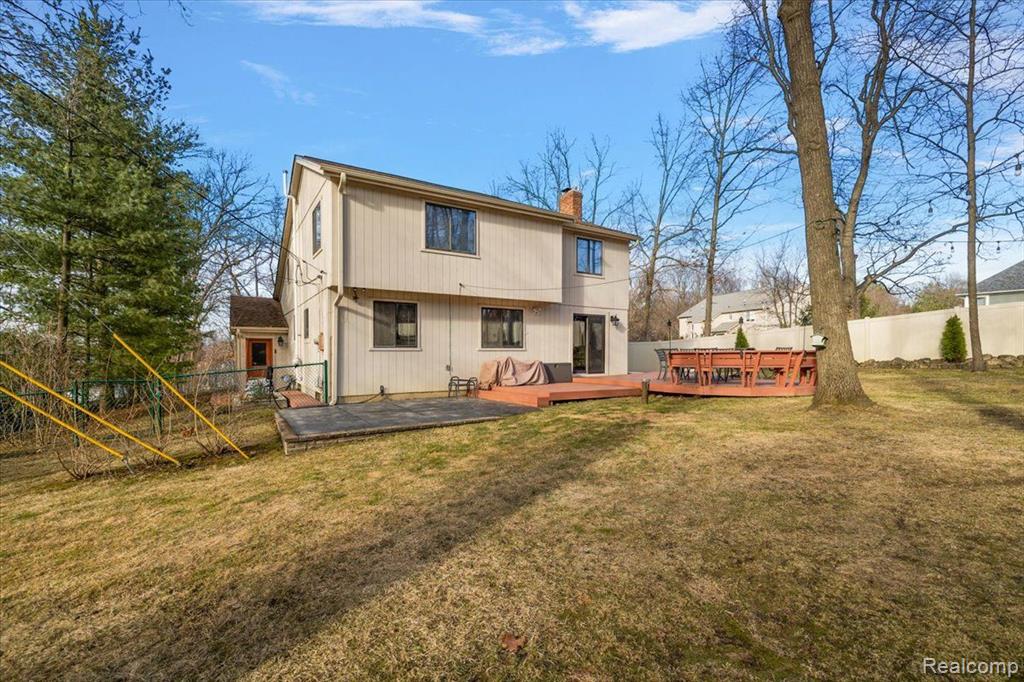 5621 Sally Road Clarkston, MI 48348 - Photo 57 of 76