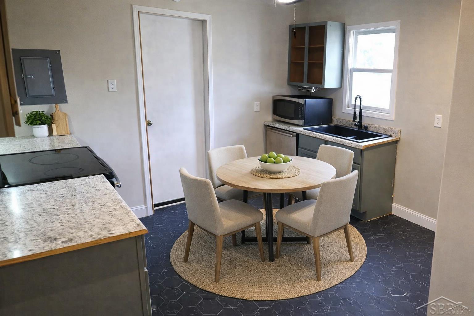 3780 Mack Road Saginaw, MI 48601 - Photo 2 of 10 Gallery Image 2