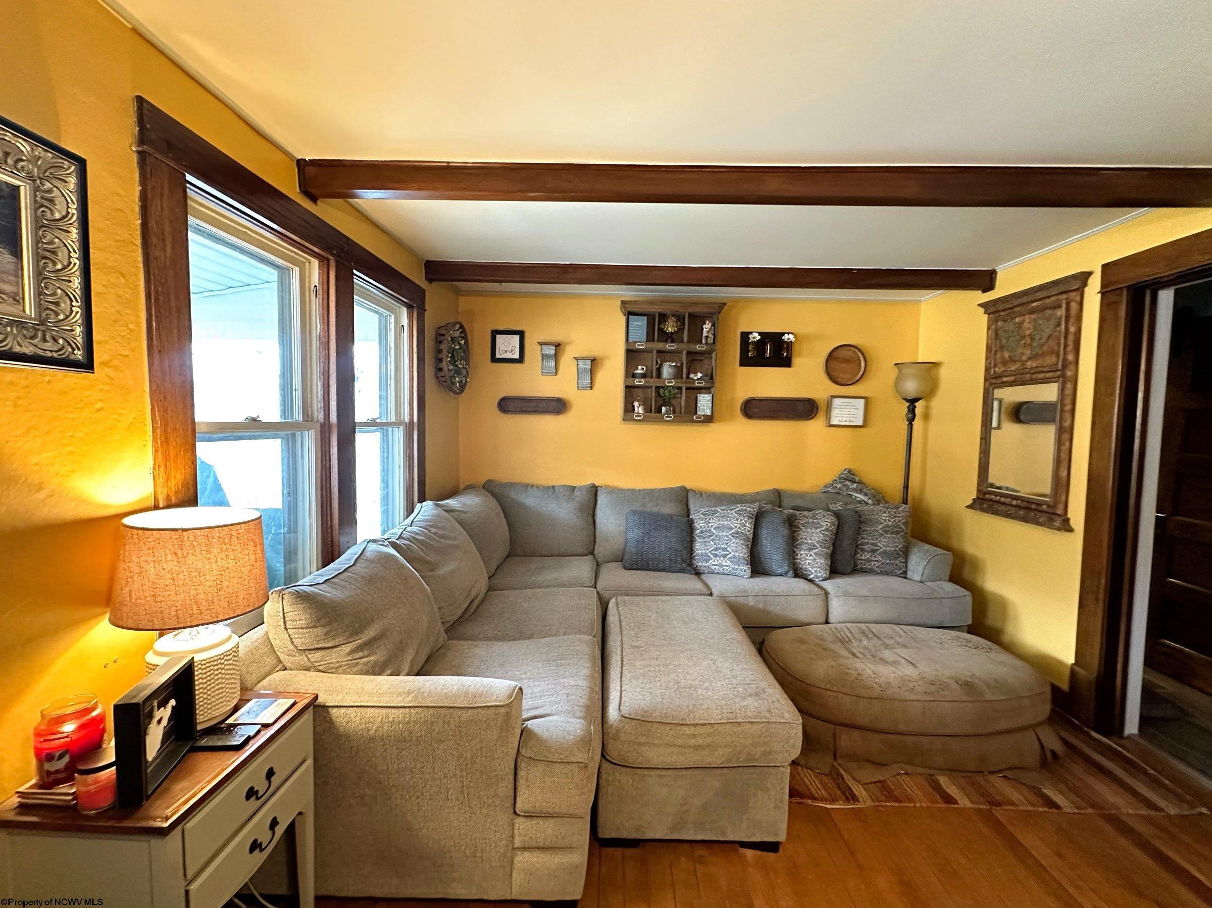 572 Maple Lake Road Bridgeport, WV 26330 - Photo 4 of 37 Gallery Image 4