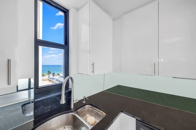 $3,500 | 1000 South Ocean Boulevard, Unit 8H, Pompano Beach, FL 33062