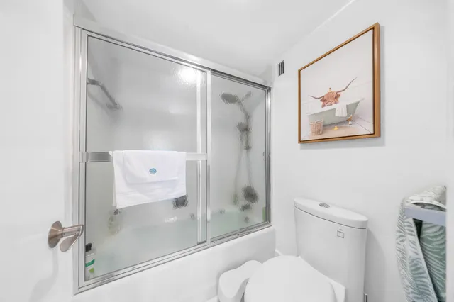 $3,500 | 1000 South Ocean Boulevard, Unit 8H, Pompano Beach, FL 33062