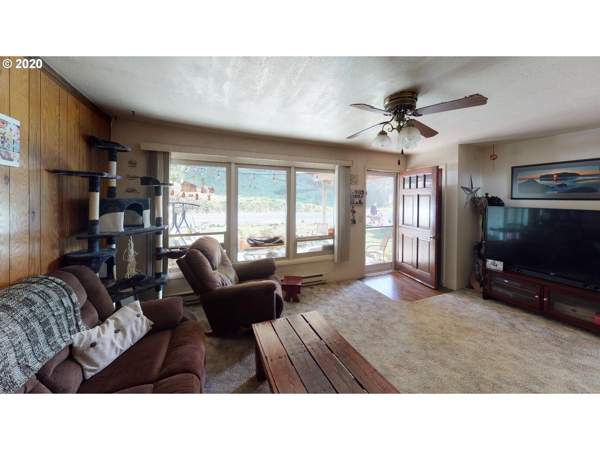 34700 Ophir Road Gold Beach, OR 97444 - Photo 4 of 27 Gallery Image 4
