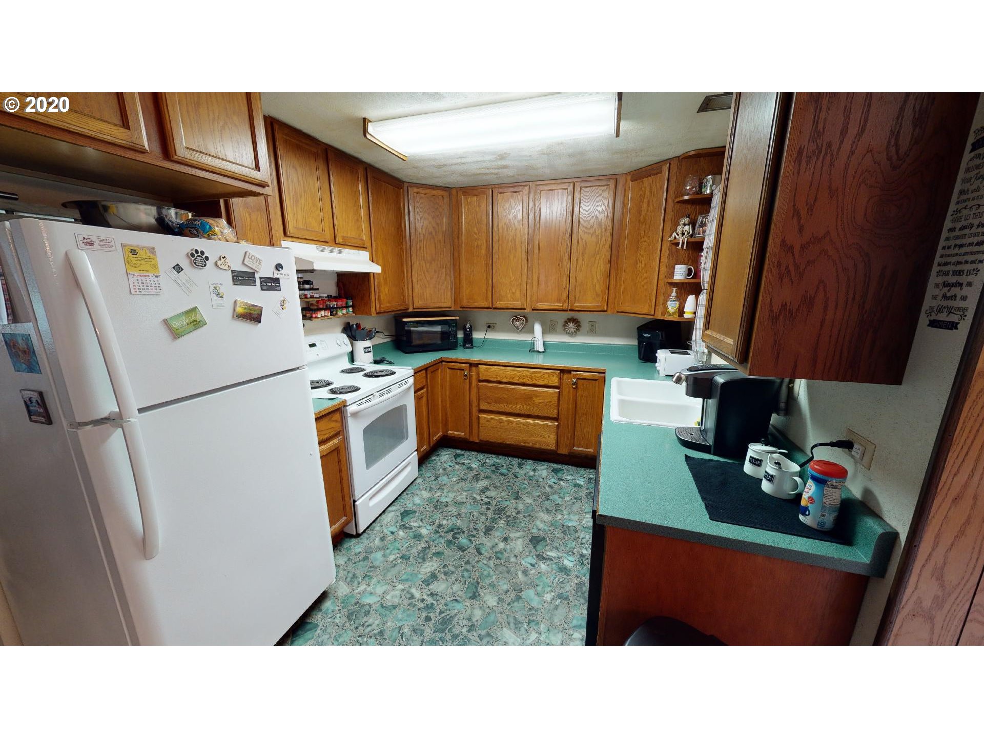 34700 Ophir Road Gold Beach, OR 97444 - Photo 10 of 27 Gallery Image 10