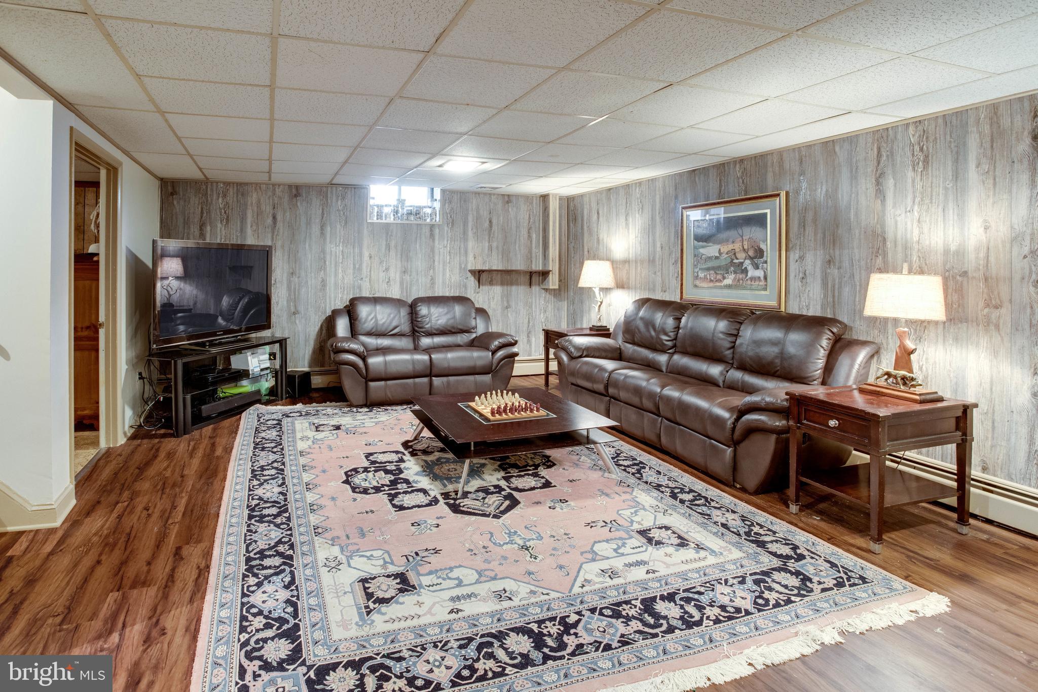 9305 Mathis Avenue Manassas, VA 20110 - Photo 23 of 53 Huge rec room/family room. Perfect for entertainin