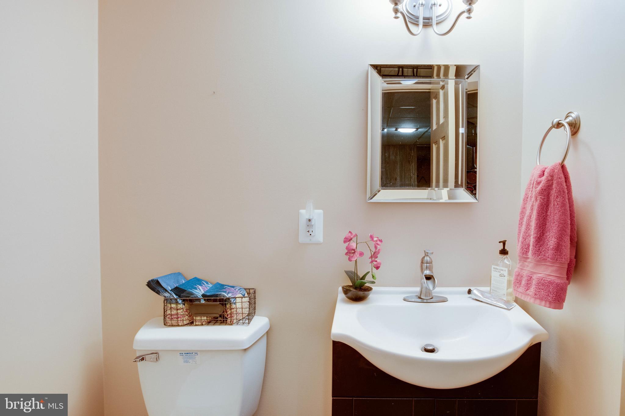 9305 Mathis Avenue Manassas, VA 20110 - Photo 31 of 53 updated bath