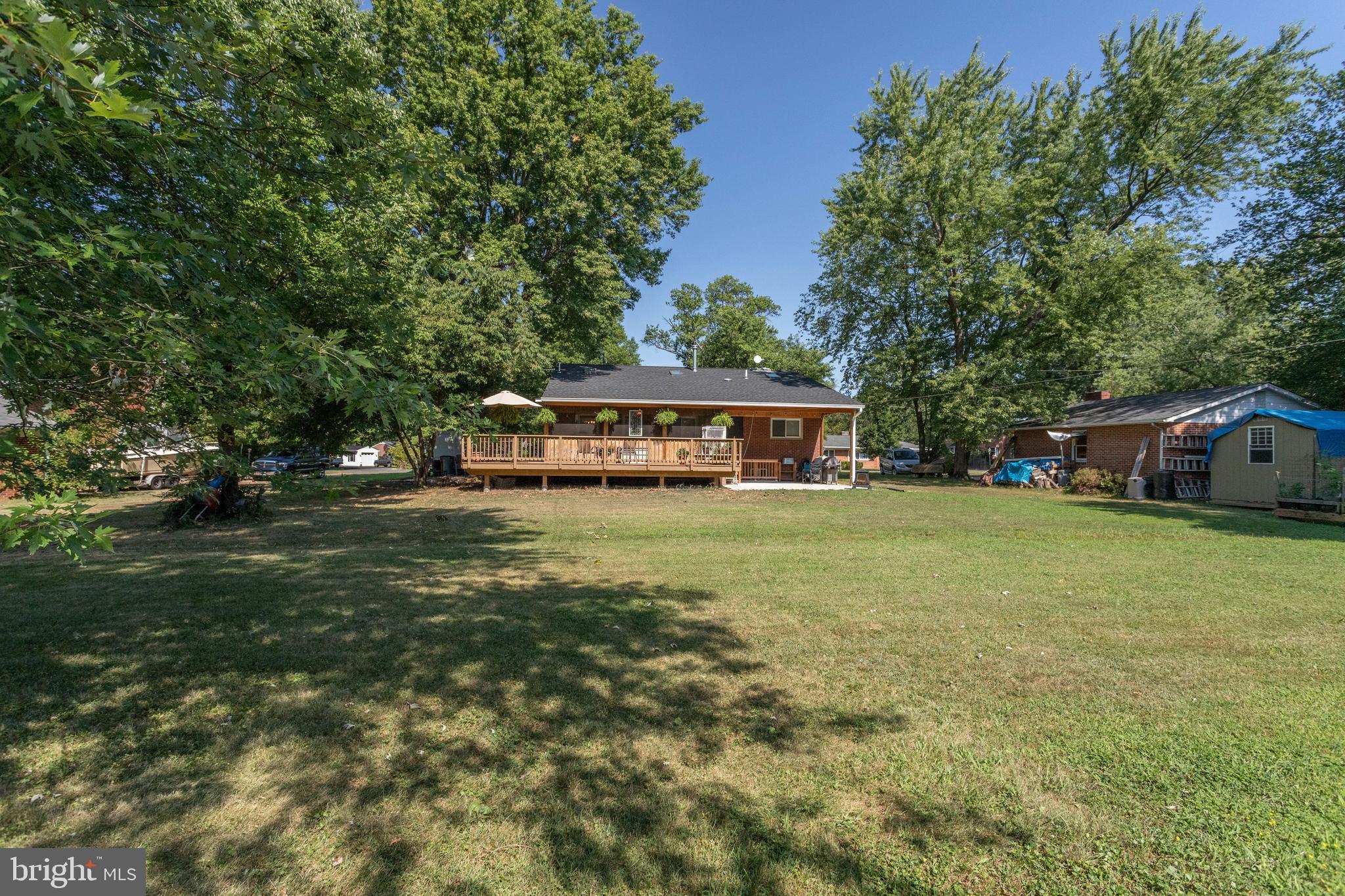 9305 Mathis Avenue Manassas, VA 20110 - Photo 44 of 53 Wonderful back yard!