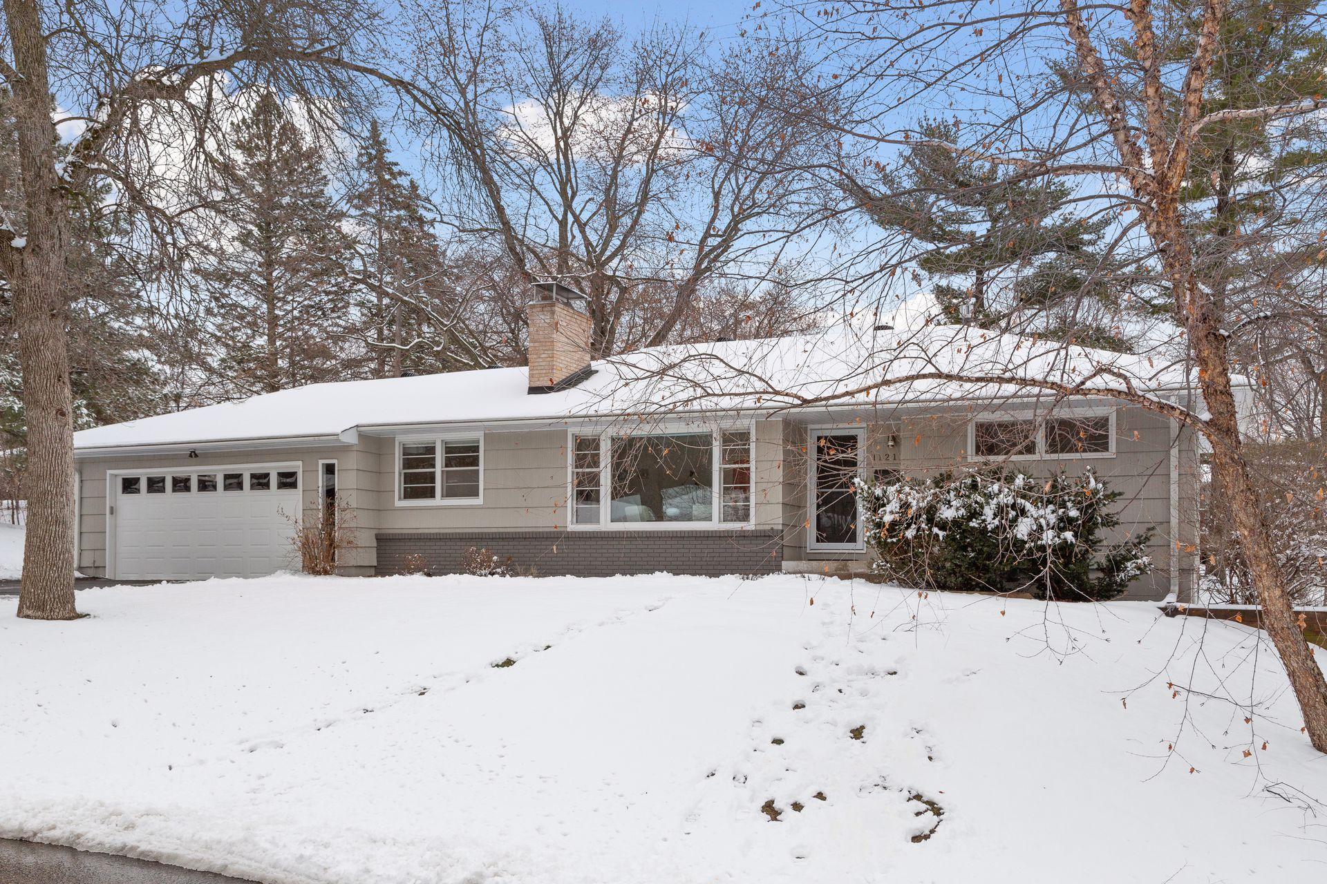 11211 Oakvale Road North Minnetonka, MN 55305 - Photo 1 of 1